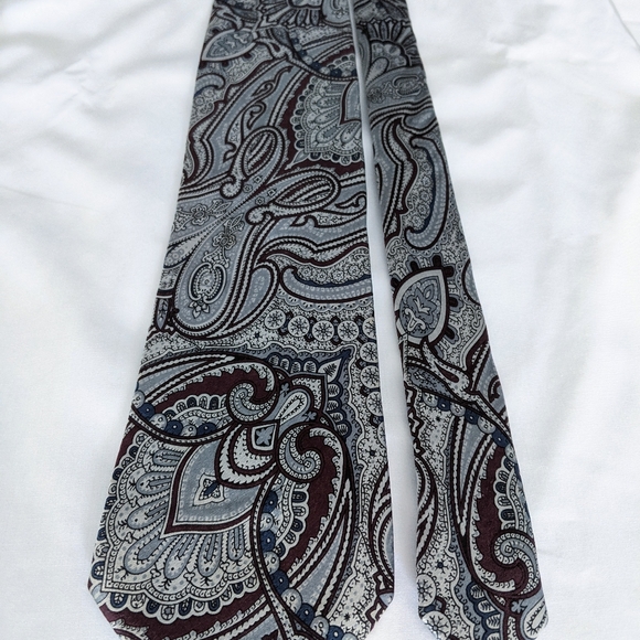 Davidsons of Virginia Silk Necktie - Picture 7 of 11